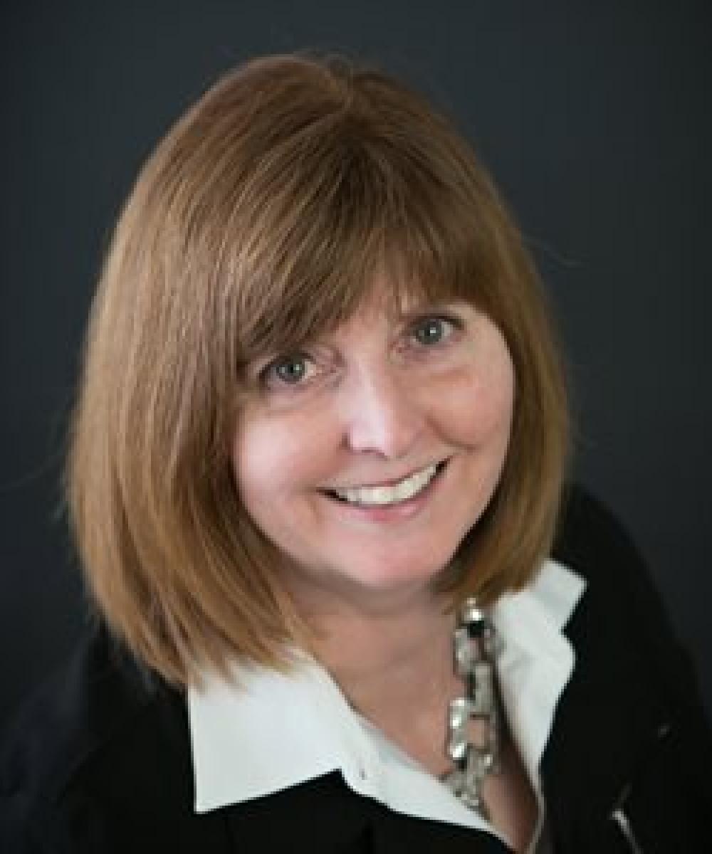 Pam Teufel | Administrative Coordinate | Wise Advisory Group